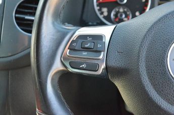 VOLKSWAGEN TIGUAN 2.0 TDI BlueMotion Tech R-Line Edition SUV 5dr Diesel DSG 4WD Eu