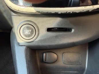 RENAULT CLIO 1.5 dCi Dynamique S Nav Hatchback 5dr Diesel Auto Euro 6 (90 ps)