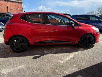 RENAULT CLIO 1.5 dCi Dynamique S Nav Hatchback 5dr Diesel Auto Euro 6 (90 ps)