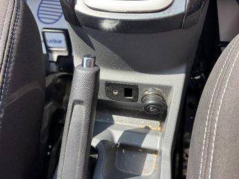 FORD ECOSPORT AUTOMATIC--1.5 PETROL TITANIUM---- AUTOMATIC  LOW MILS