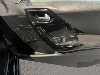 PEUGEOT 208 1.2 PureTech Active Hatchback 5dr Petrol ETG Euro 6 (s/s) (82 ps