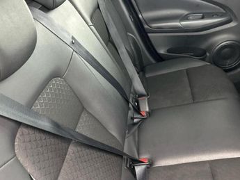 NISSAN JUKE 1.6 N-Connecta SUV 5dr Petrol Hybrid Auto Euro 6 (143 ps)