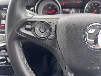 VAUXHALL ASTRA 1.6 CDTi BlueInjection SRi Nav Hatchback 5dr Diesel Manual Euro 