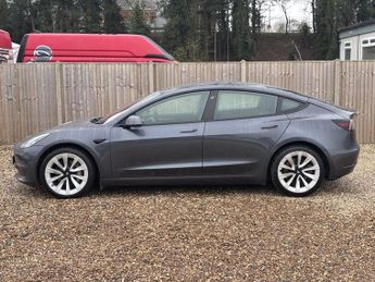 TESLA Model 3 (Dual Motor) Long Range Saloon 4dr Electric Auto 4WDE (346 ps)