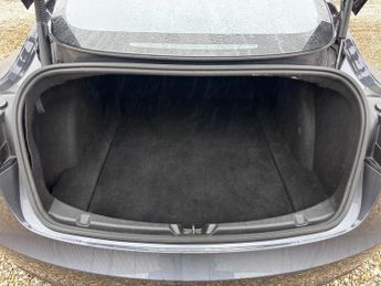 TESLA Model 3 (Dual Motor) Long Range Saloon 4dr Electric Auto 4WDE (346 ps)