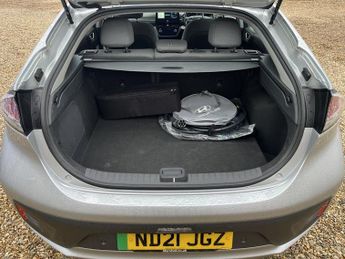 HYUNDAI IONIQ 38.3kWh Premium Hatchback 5dr Electric Auto (136 ps)