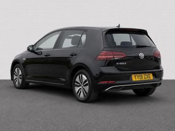 VOLKSWAGEN E-GOLF 35.8kWh e-Golf Hatchback 5dr Electric Auto (136 ps)