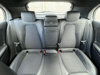 MERCEDES-BENZ A-CLASS 1.3 A200 Sport (Premium) Hatchback 5dr Petrol 7G-DCT Euro 6 (s/s