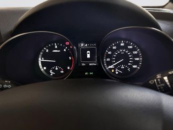 HYUNDAI SANTA FE 2.2 CRDi Blue Drive Premium SUV 5dr Diesel Auto 4WD Euro 6 (s/s)