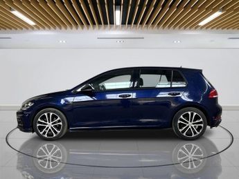 VOLKSWAGEN GOLF 2.0 TDI R-Line Hatchback 5dr Diesel DSG Euro 6 (s/s) (150 ps)