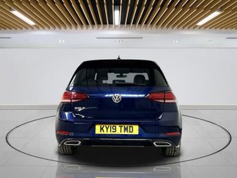 VOLKSWAGEN GOLF 2.0 TDI R-Line Hatchback 5dr Diesel DSG Euro 6 (s/s) (150 ps)