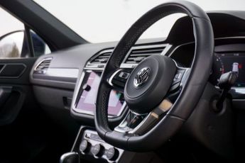 VOLKSWAGEN TIGUAN 2.0 TDI R-Line SUV Diesel DSG 4Motion Euro 6 (s/s) 5dr - Just 52