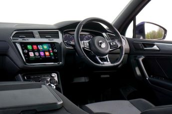 VOLKSWAGEN TIGUAN 2.0 TDI R-Line SUV Diesel DSG 4Motion Euro 6 (s/s) 5dr - Just 52
