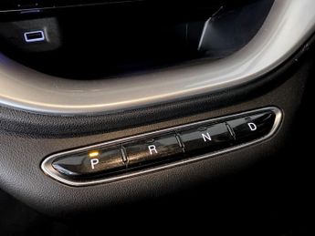 FIAT 500E 42kWh Icon Hatchback 3dr Electric Auto (118 ps)