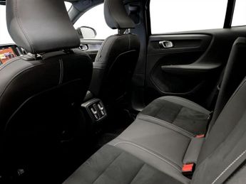 VOLVO C40 Recharge 69kWh Ultimate SUV 5dr Electric Auto (231 ps)