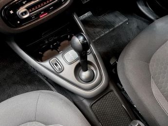 SMART FORFOUR 17.6kWh Premium Hatchback 5dr Electric Auto (22kW Charger) (82 p