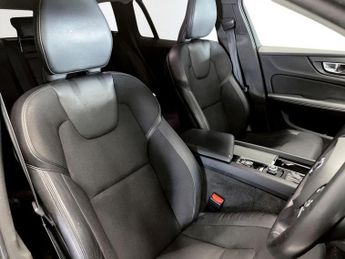 VOLVO V60 2.0 D3 Momentum Plus Estate 5dr Diesel Auto Euro 6 (s/s) (150 ps