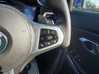 BMW 3 SERIES 2.0 330e 12kWh M Sport Saloon 4dr Petrol Plug-in Hybrid Auto Eur