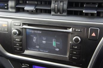 TOYOTA AURIS 1.8 VVT-h Excel Touring Sports 5dr Petrol Hybrid CVT Euro 5 (s/s