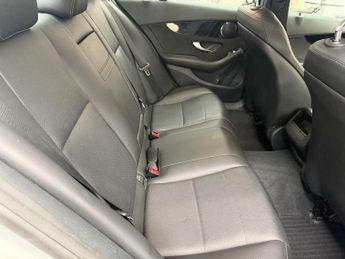 MERCEDES-BENZ C-CLASS 2.0 C200 SE Saloon 4dr Petrol 7G-Tronic+ Euro 6 (s/s) (184 ps)