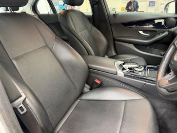 MERCEDES-BENZ C-CLASS 2.0 C200 SE Saloon 4dr Petrol 7G-Tronic+ Euro 6 (s/s) (184 ps)