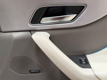 JAGUAR F-PACE 2.0 D180 Portfolio SUV 5dr Diesel Auto AWD Euro 6 (s/s) (180 ps)