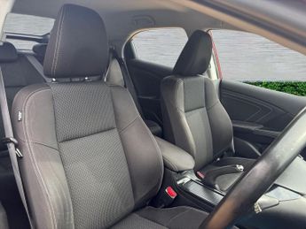 HONDA CIVIC 1.6 i-DTEC SE Plus (Navi) Hatchback 5dr Diesel Manual Euro 5 (s/