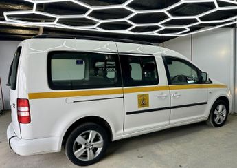 VOLKSWAGEN CADDY MAXI LIFE 1.6 TDI CR MPV 5dr Diesel Manual Euro 5 (102 ps)