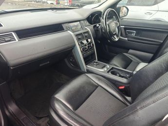 LAND ROVER DISCOVERY SPORT 2.0 TD4 SE Tech SUV 5dr Diesel Auto 4WD Euro 6 (s/s) (180 ps)