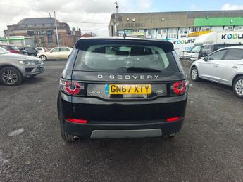 LAND ROVER DISCOVERY SPORT 2.0 TD4 SE Tech SUV 5dr Diesel Auto 4WD Euro 6 (s/s) (180 ps)
