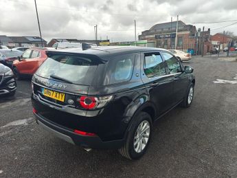 LAND ROVER DISCOVERY SPORT 2.0 TD4 SE Tech SUV 5dr Diesel Auto 4WD Euro 6 (s/s) (180 ps)