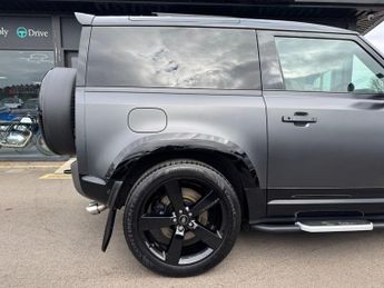 LAND ROVER DEFENDER 5.0 P525 V8 Carpathian Edition SUV 3dr Petrol Auto 4WD Euro 6 (s
