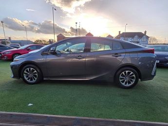 TOYOTA PRIUS 1.8 VVT 8.8kWh Business Edition Plus Hatchback 5dr Petrol Plug-i