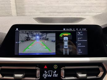 BMW 3 SERIES 2.0 330e 12kWh M Sport Saloon 4dr Petrol Plug-in Hybrid Auto Eur