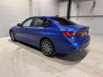 BMW 3 SERIES 2.0 330e 12kWh M Sport Saloon 4dr Petrol Plug-in Hybrid Auto Eur