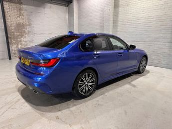 BMW 3 SERIES 2.0 330e 12kWh M Sport Saloon 4dr Petrol Plug-in Hybrid Auto Eur