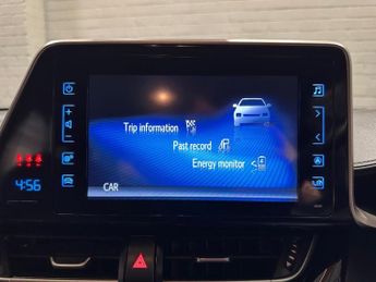 TOYOTA C-HR 1.8 VVT-h Dynamic SUV 5dr Petrol Hybrid CVT Euro 6 (s/s) (122 ps