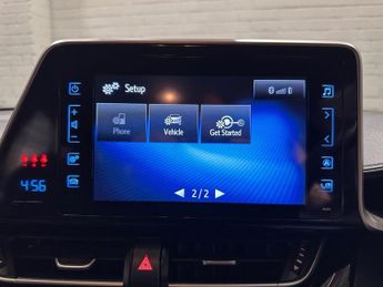 TOYOTA C-HR 1.8 VVT-h Dynamic SUV 5dr Petrol Hybrid CVT Euro 6 (s/s) (122 ps