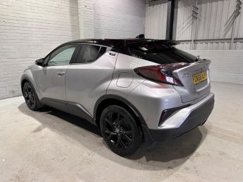 TOYOTA C-HR 1.8 VVT-h Dynamic SUV 5dr Petrol Hybrid CVT Euro 6 (s/s) (122 ps