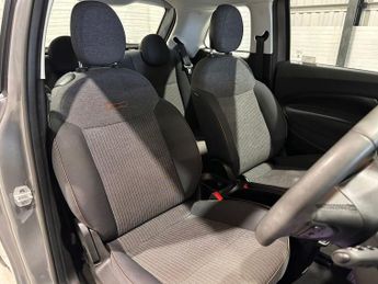 FIAT 500E 42kWh Icon Hatchback 3dr Electric Auto (118 ps)