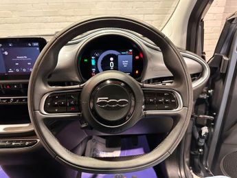 FIAT 500E 42kWh Icon Hatchback 3dr Electric Auto (118 ps)