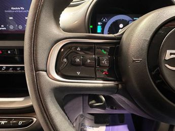 FIAT 500E 42kWh Icon Hatchback 3dr Electric Auto (118 ps)
