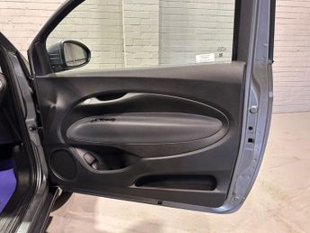 FIAT 500E 42kWh Icon Hatchback 3dr Electric Auto (118 ps)