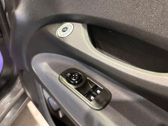 FIAT 500E 42kWh Icon Hatchback 3dr Electric Auto (118 ps)