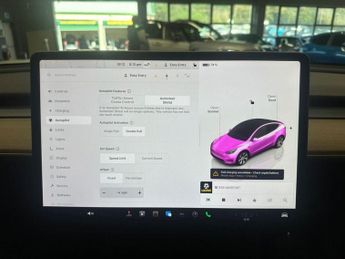 TESLA MODEL Y SUV 5dr Electric Auto RWD (346 ps)