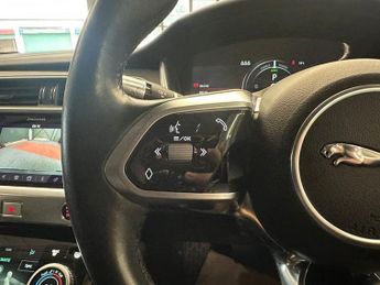 JAGUAR I-PACE 400 90kWh SE SUV 5dr Electric Auto 4WD (400 ps)