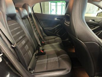 MERCEDES-BENZ 180 1.6 GLA180 GPF Urban Edition SUV 5dr Petrol 7G-DCT Euro 6 (s/s) 