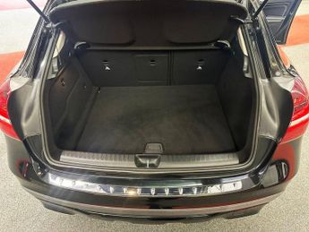 MERCEDES-BENZ 180 1.6 GLA180 GPF Urban Edition SUV 5dr Petrol 7G-DCT Euro 6 (s/s) 