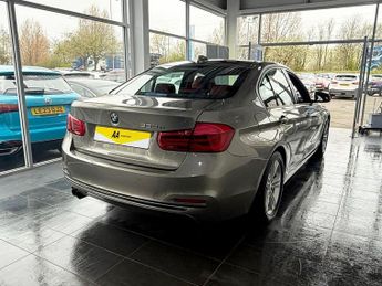 BMW 3 SERIES 2.0 330e 7.6kWh Sport Saloon 4dr Petrol Plug-in Hybrid Auto Euro