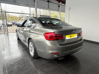 BMW 3 SERIES 2.0 330e 7.6kWh Sport Saloon 4dr Petrol Plug-in Hybrid Auto Euro